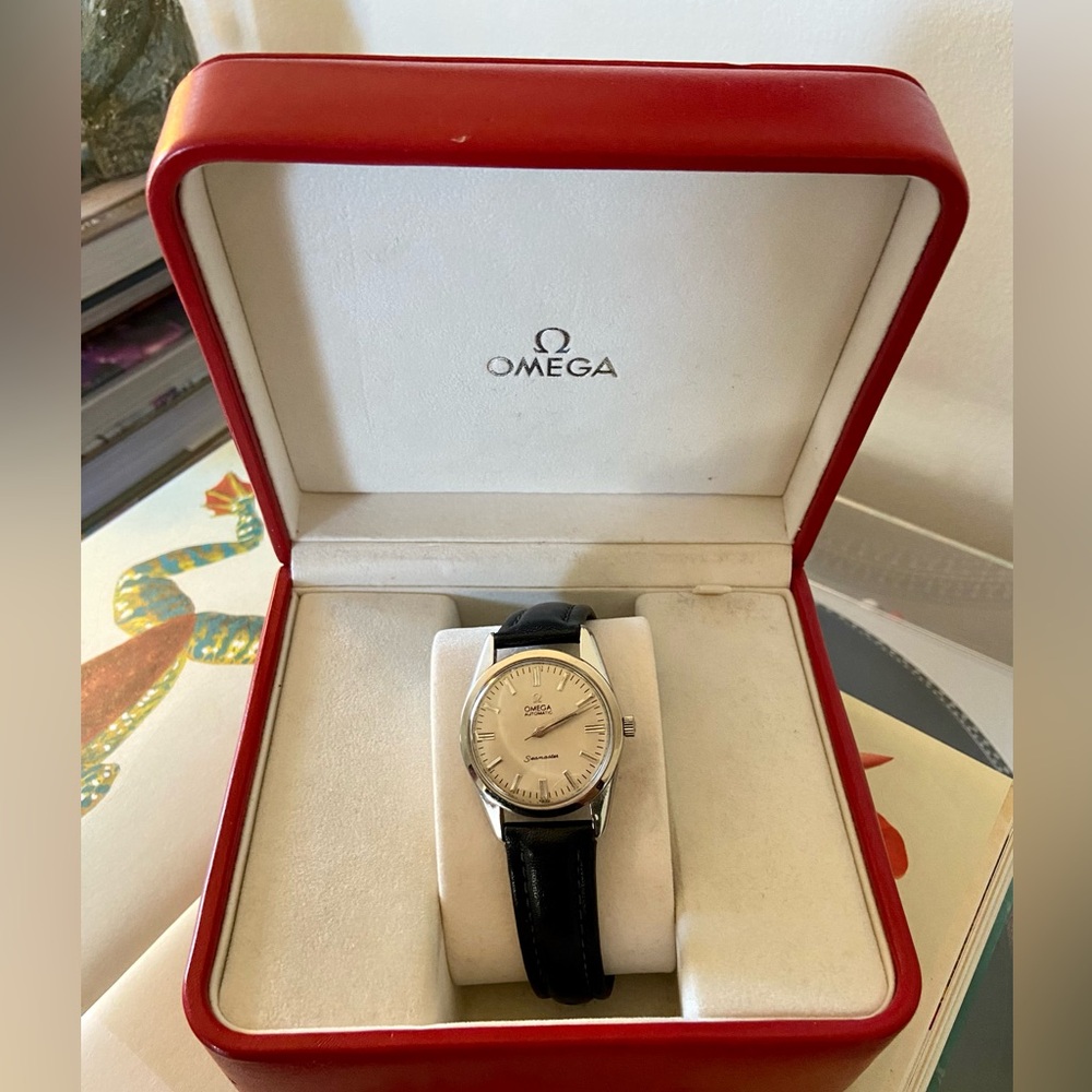 Vintage 34mm Omega Seamaster Stainless Steel Watch - Black Strap